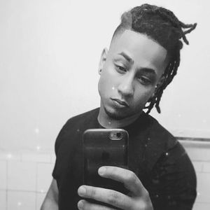 Meet your Posher, Christian e.